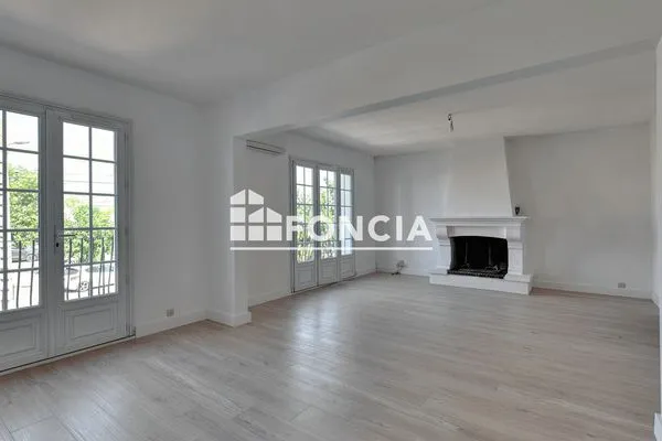 Maison 6 pièces 156 m²