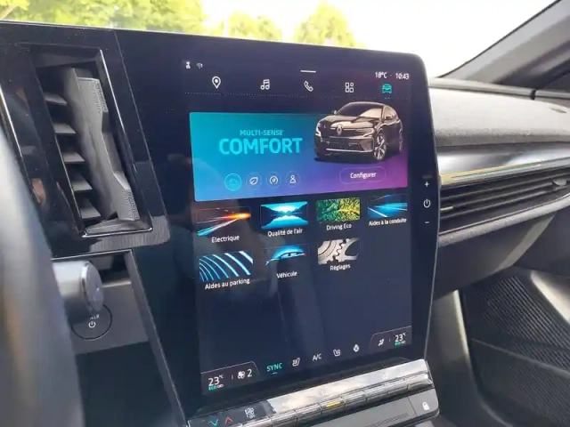 Renault Megane e-tech ev60 220 ch optimum charge — photo 17