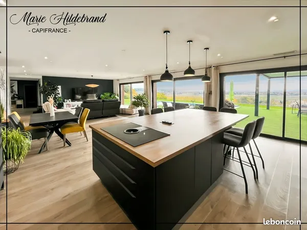 Maison 4 pièces 165 m²