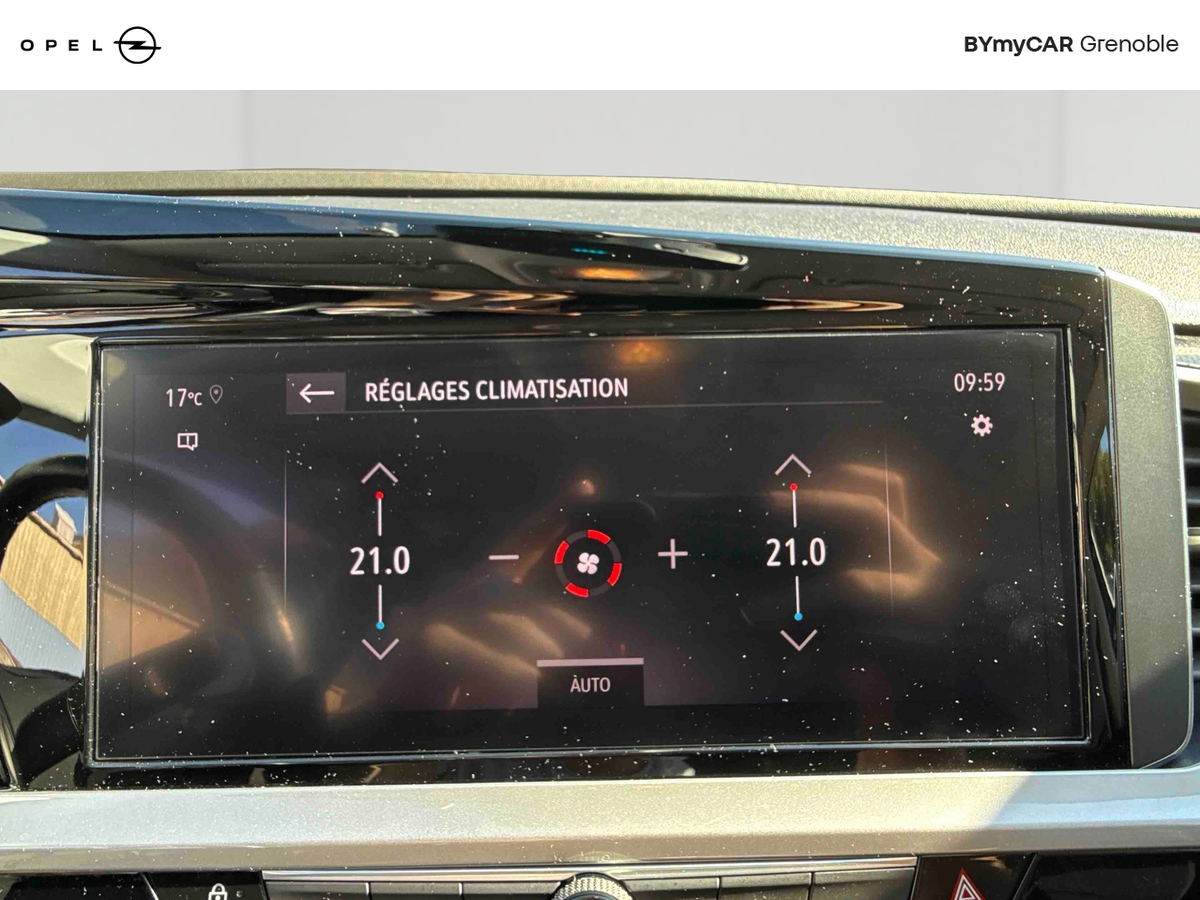 Opel Grandland Hybrid 225 ch BVA8 — photo 20