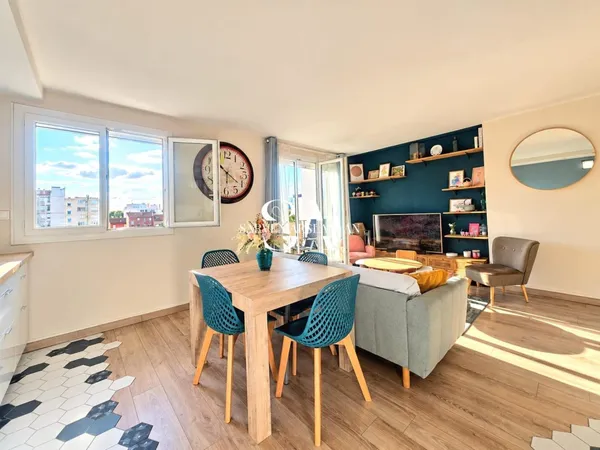La perle rare du Quartier des Fleurs : Sublime 4 pièces de 76 m² signé par architecte d'intérieur.