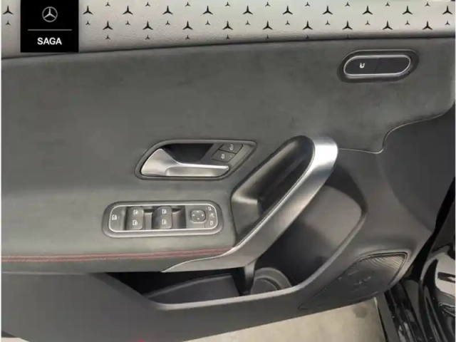 Mercedes Classe A 200 d amg line — photo 22