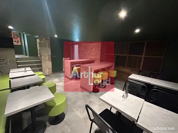 Local commercial 90 m² AGEN