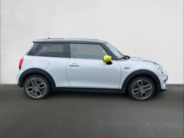 Mini Mini hatch 3 portes cooper se 184 ch — photo 26