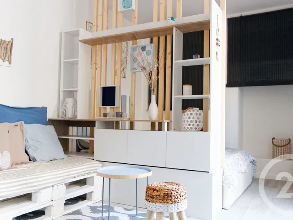 Studio 1 pièce 23 m²