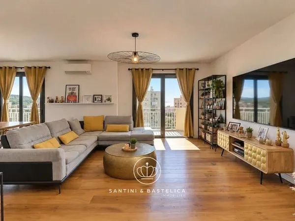 Appartement 4 pièces 93 m²
