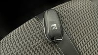 Peugeot 208 1.2 PureTech 100ch S&S GT — photo 16