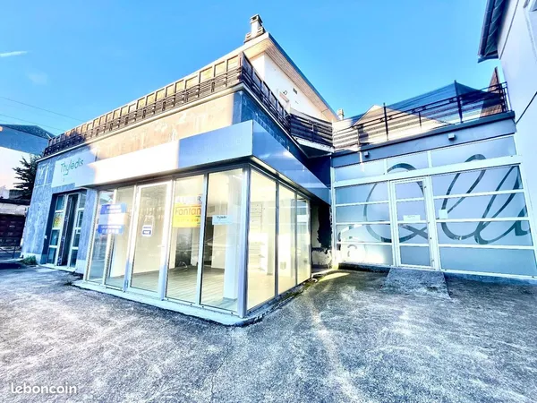Boutique 176 m² Brive la Gaillarde