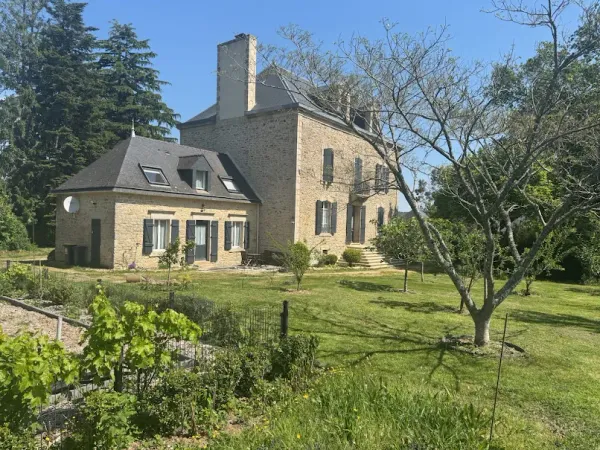 Maison 8 pièces 250 m²