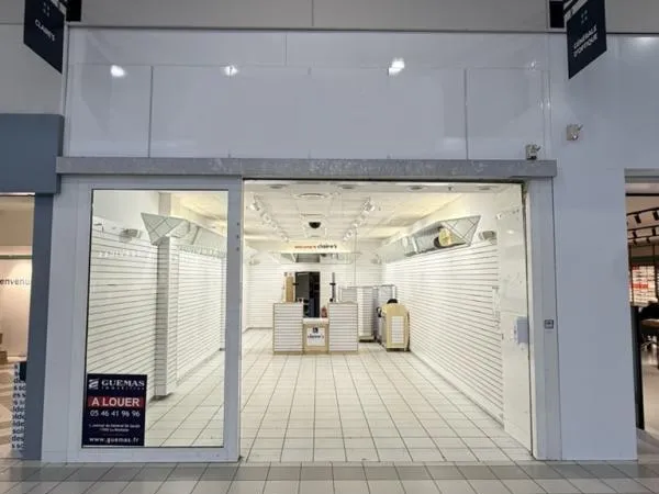 Local commercial 75 m²