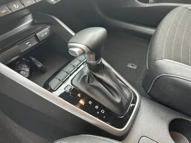 Kia Rio 1.0 t-gdi 120 ch mhev dct7 — photo 4