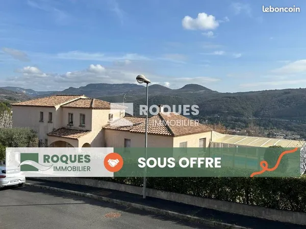 Villa 6 pièces 160 m²