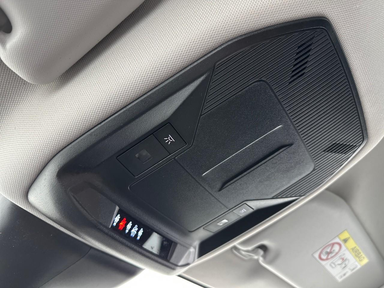 Peugeot 308 puretech 130ch s&s eat8 active pack — photo 4