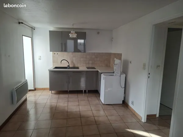 Studio centre bourg Rez de Chaussé