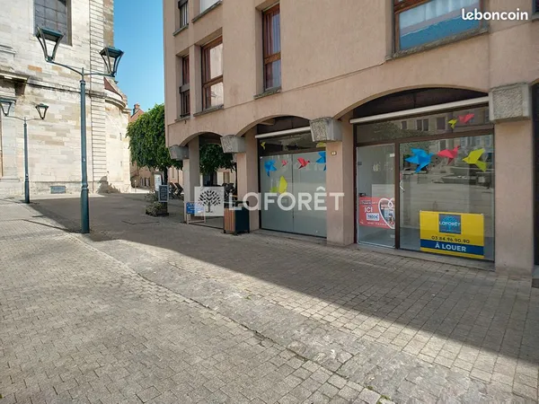 Local commercial 27 m² VESOUL