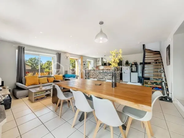 Maison 4 pièces 109 m²