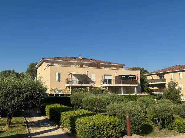 A vendre en exclusivité un ppartement de 4 pièces à vendre à Marseille - Quartier CHATEAU-GOMBERT