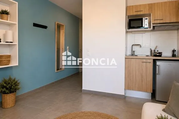 Studio 1 pièce 19 m²