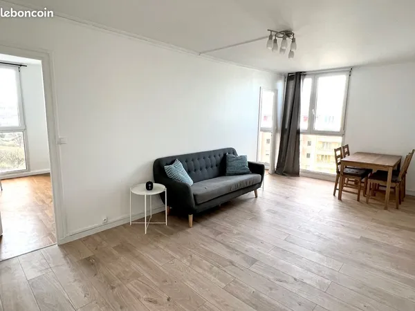 Chambre colocation meublée