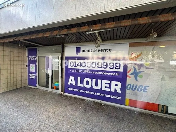 Local commercial 141 m²