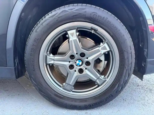 Bmw X1 sdrive18d 150ch xline — photo 9
