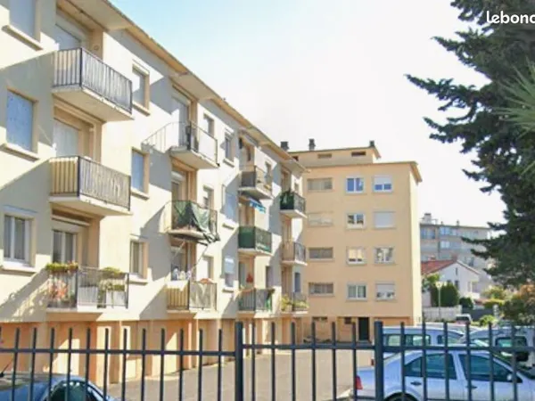Garage double à vendre