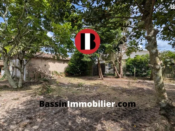 Terrain constructible de 300 m² à La Teste de Buch Centre