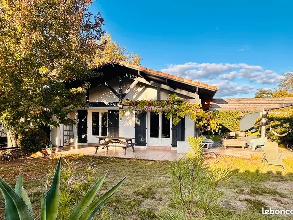 Maison à l'année 5 pièces 110m2 jardin