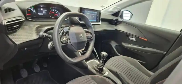 Peugeot 208 puretech 100 s&amp;s bvm6 — photo 56