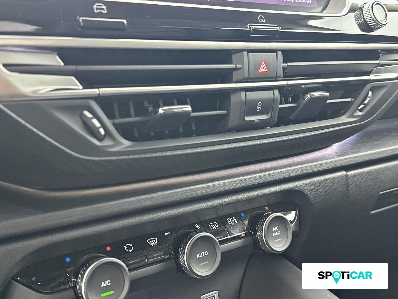 Citroën C5 X puretech 130ch s&s shine eat8 — photo 15
