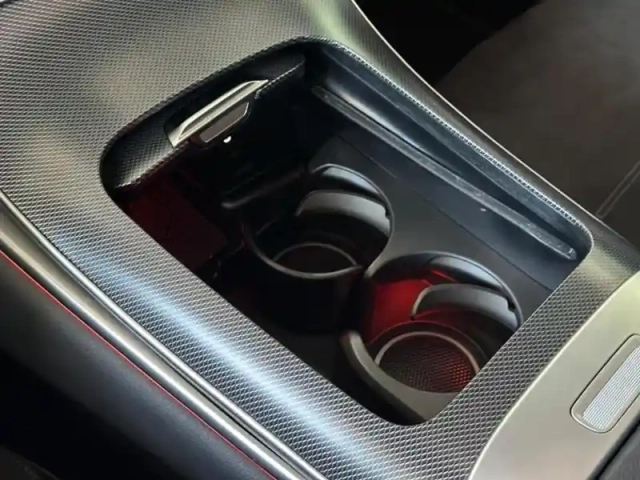 Mercedes Glc 300 de hybrid eq 4matic am — photo 37