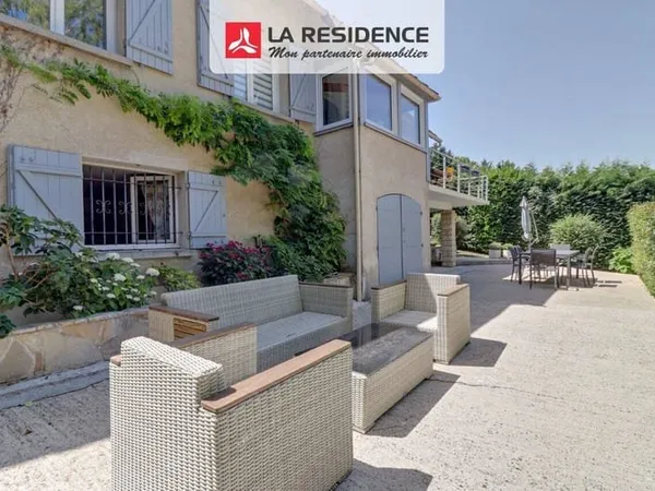 Maison 6 pièces 174 m²