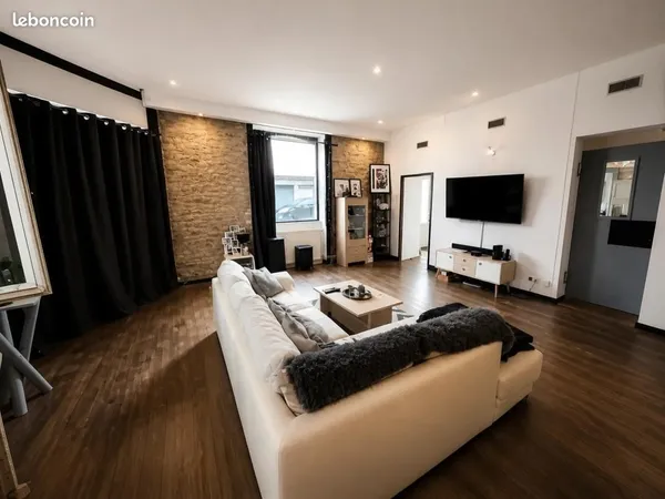 Maison 7 pièces 200 m²