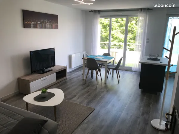Joli T2 de 45 m2 avec parking sous-sol et cave