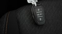 Peugeot 308 1.5 BlueHDi 130ch S&S Style EAT8 — photo 16