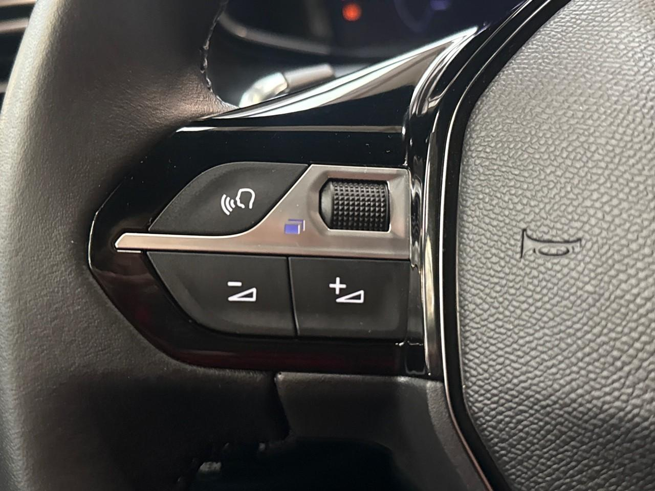 Peugeot 2008 1.2 puretech 130ch s&s allure eat8 — photo 23