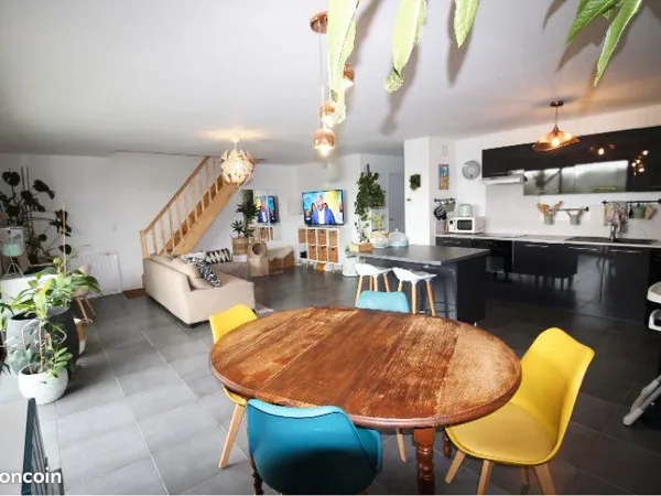 Maison mitoyenne T5 115m2 à Tyrosse
