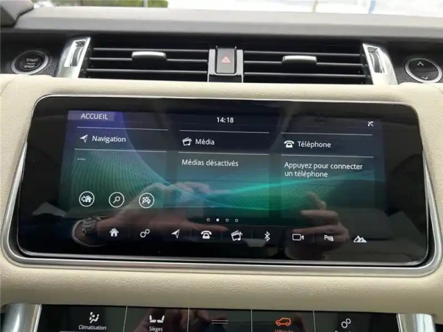 Land Rover Range Rover mark ix p400e phev 2.0l 404ch — photo 11
