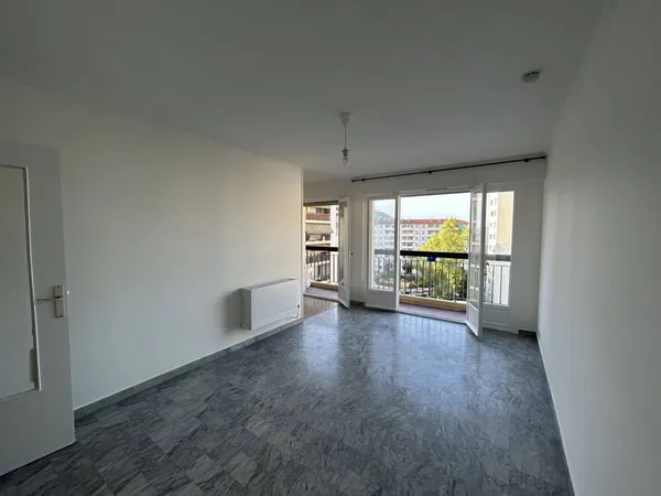 Studio 1 pièce 30 m²
