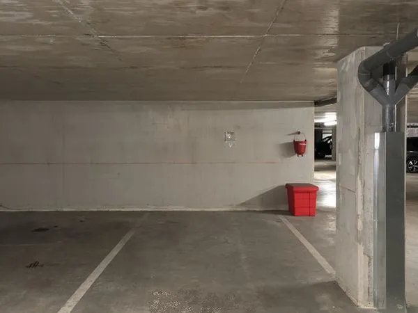 Parking souterrain sécurisé - Gare Mantes-la-Jolie à 5 min à pied - 50/mois