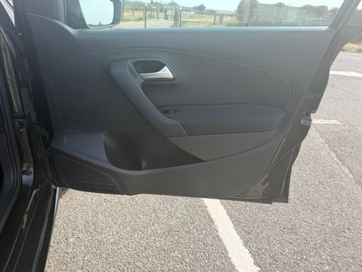 Volkswagen Polo 1.0  60 - Limited Edition – 2015 – 109520 km – Essence – Boîte Manuelle — photo 25