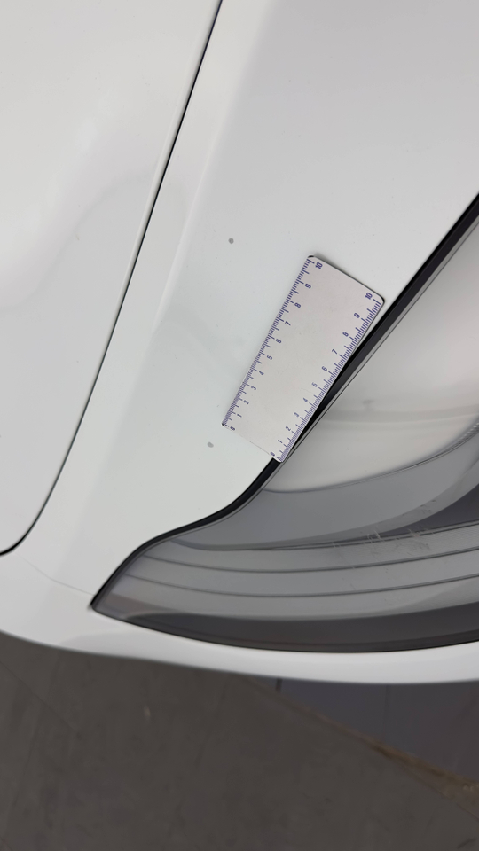 Tesla MODEL Y RWD — photo 36