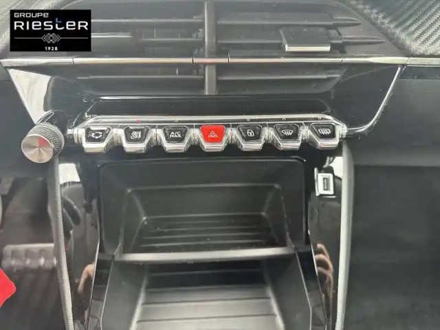 Peugeot 2008 puretech 100 s&amp;s bvm6 — photo 20