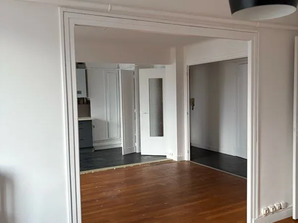 T3 2 chambres + balcon - Proche gare