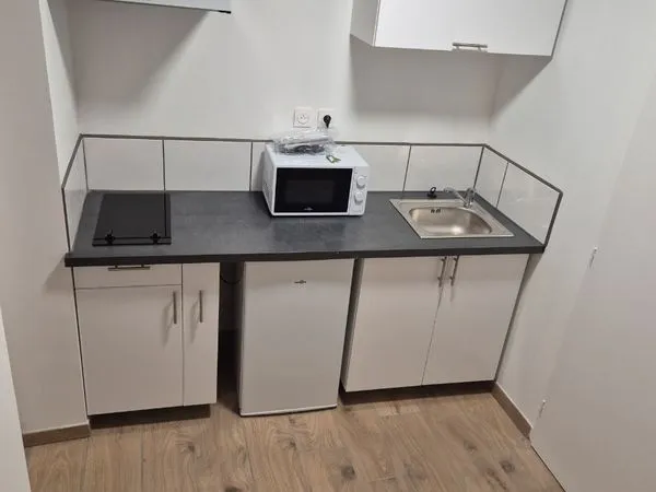 Studio meublé en duplex - 15 m² - spécial étudiant