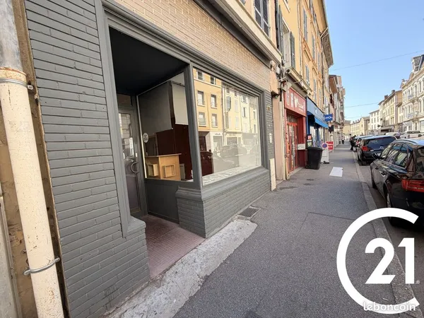 Local 200 m² Romans-sur-Isère