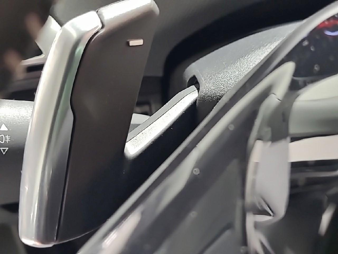 Peugeot 3008 puretech 130ch s&s eat8 active pack — photo 27
