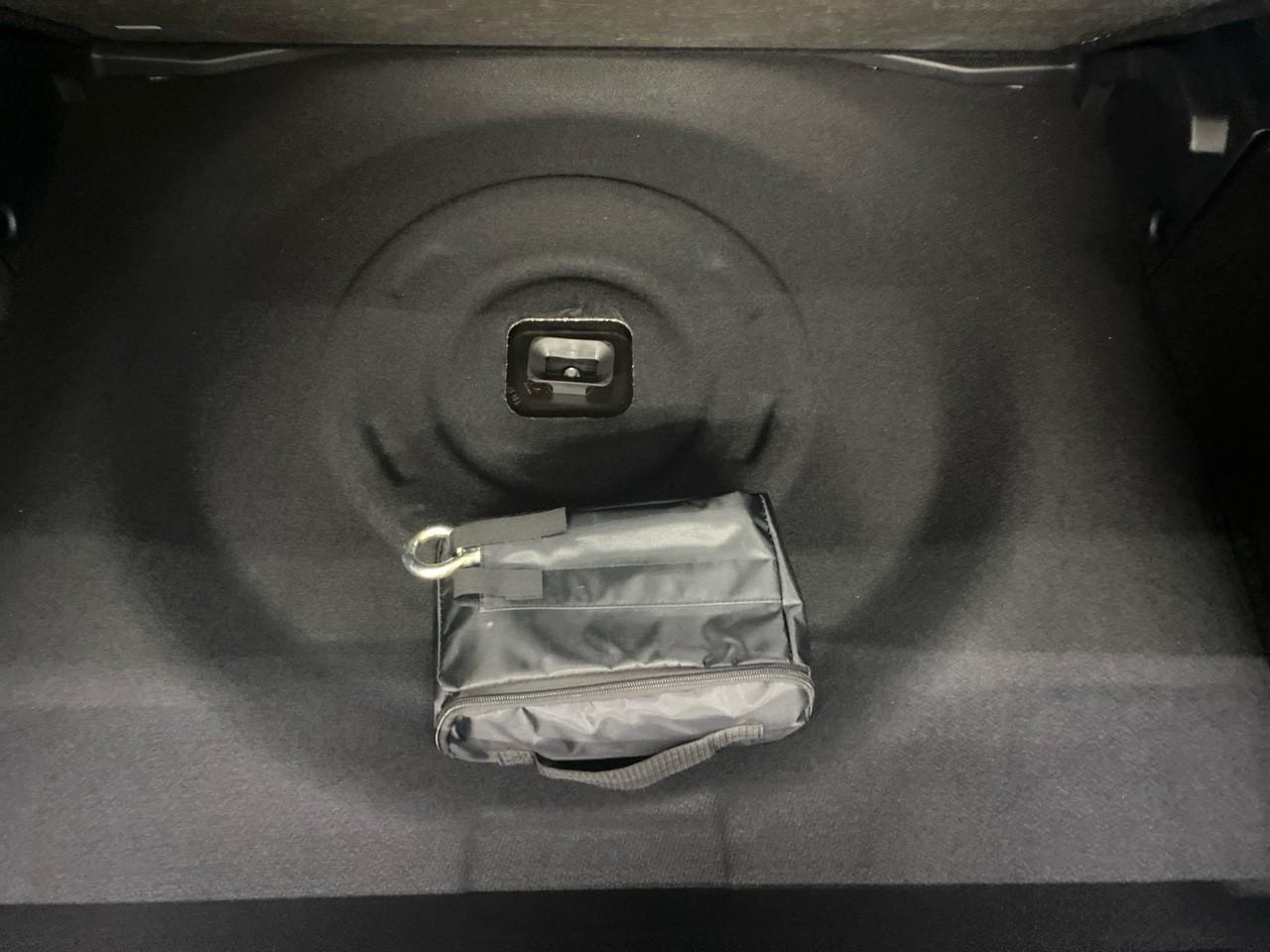 Peugeot 308 sw puretech 130ch s&s bvm6 allure — photo 32