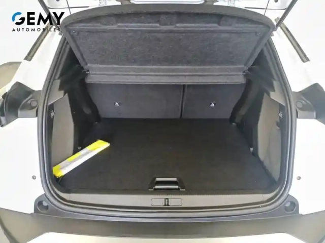Peugeot 2008 puretech 130 s&amp;s eat8 — photo 6