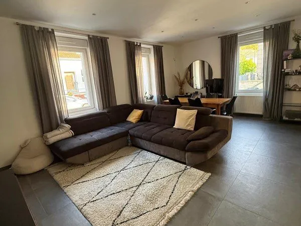 Maison meublée de 160 m² avec grand jardin